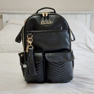 Itzy Ritzy Jetsetter Boss Diaper Bag